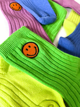 Load image into Gallery viewer, Smiley Socks
